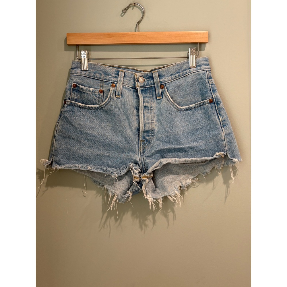 Levis Premium 501 Original Cut Off Denim Shorts Light Wash Button Fly Women 25‎